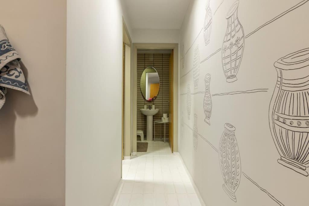 Downtown Spacious Loft Apartment Just 3 Minutes From City Centre Heraklion  Bagian luar foto