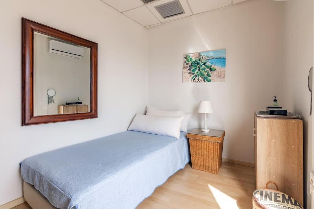 Downtown Spacious Loft Apartment Just 3 Minutes From City Centre Heraklion  Bagian luar foto