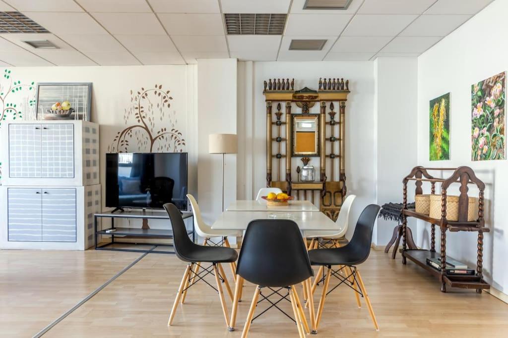 Downtown Spacious Loft Apartment Just 3 Minutes From City Centre Heraklion  Bagian luar foto